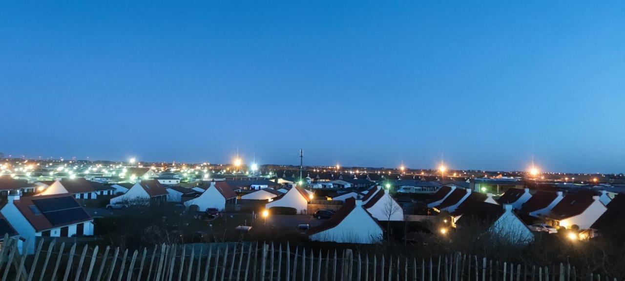 Przytulny domek holenderski z podgrzewanym odkrytym basenem do dyspozycji gości De Haan Zewnętrze zdjęcie